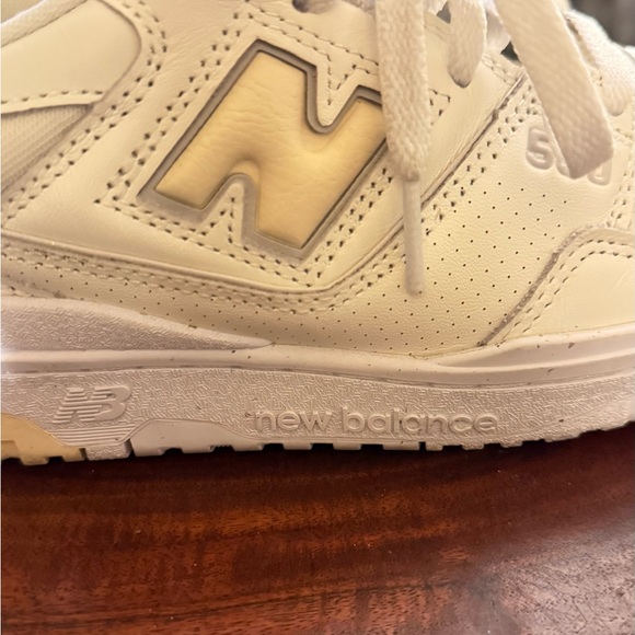 New Balance 550 Women's Cream and White Sneakers - Picture 3 of 12